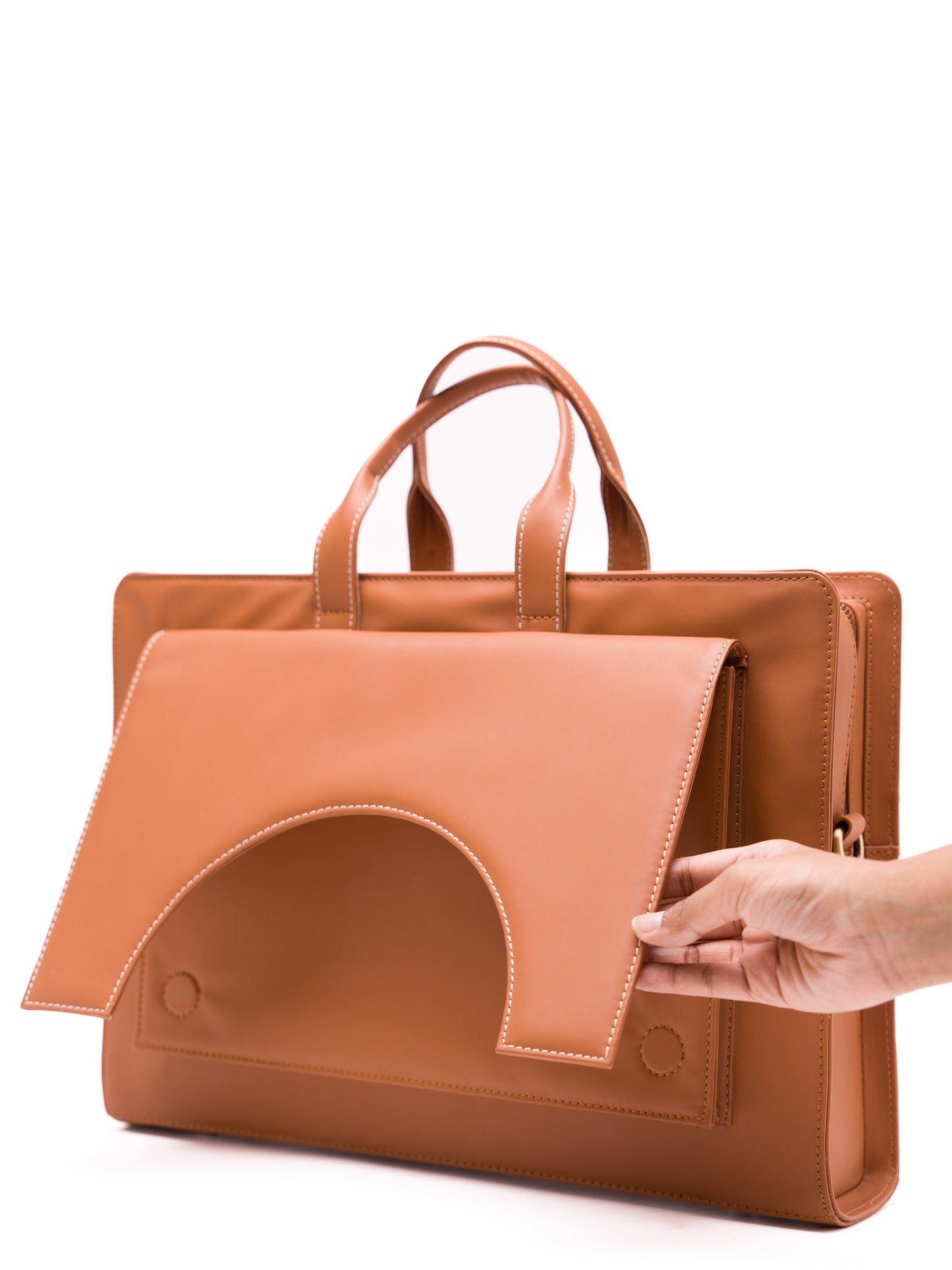 The Tann Arc Messenger Bag