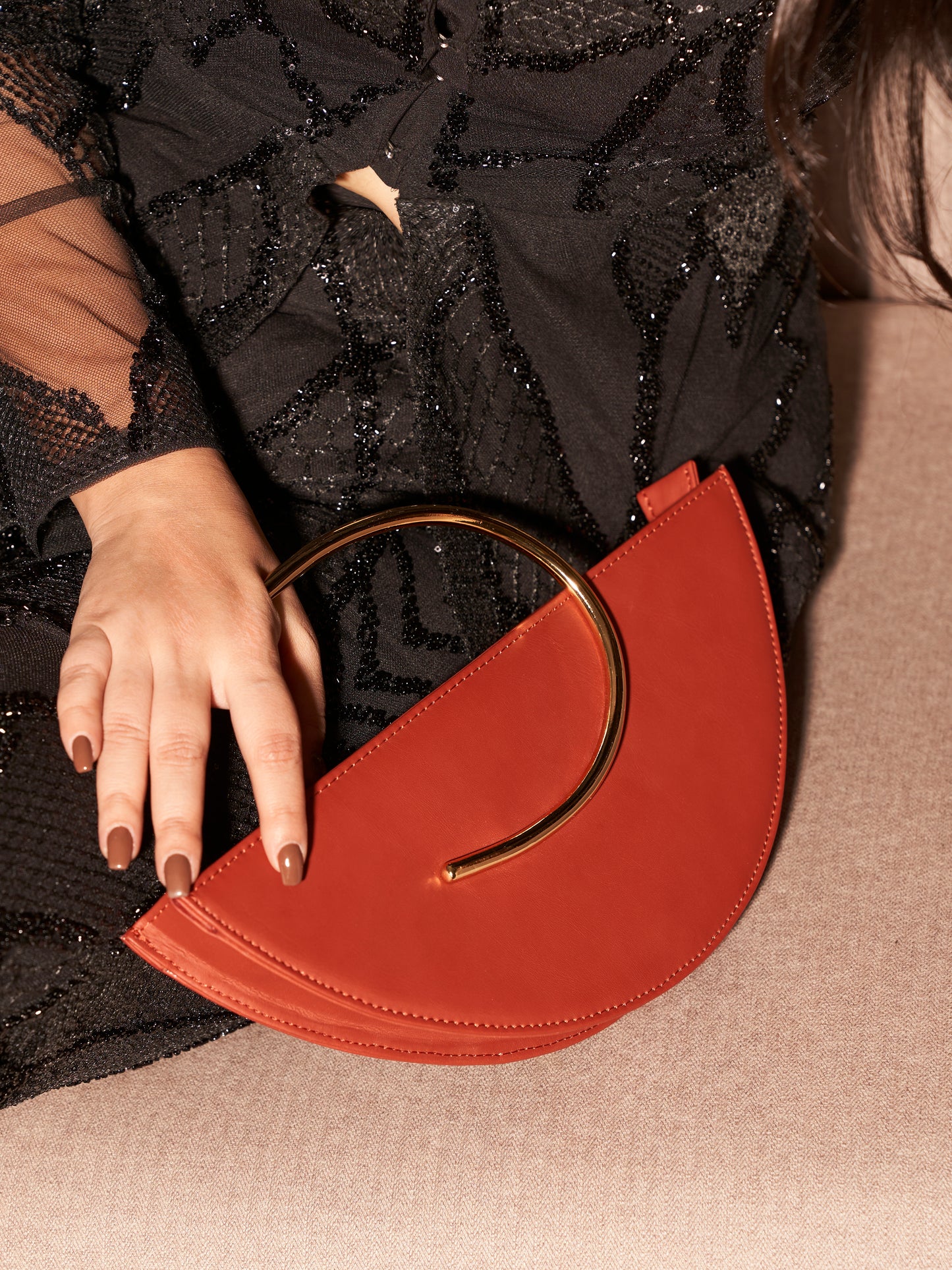 Gold Arch Handbag - Berry