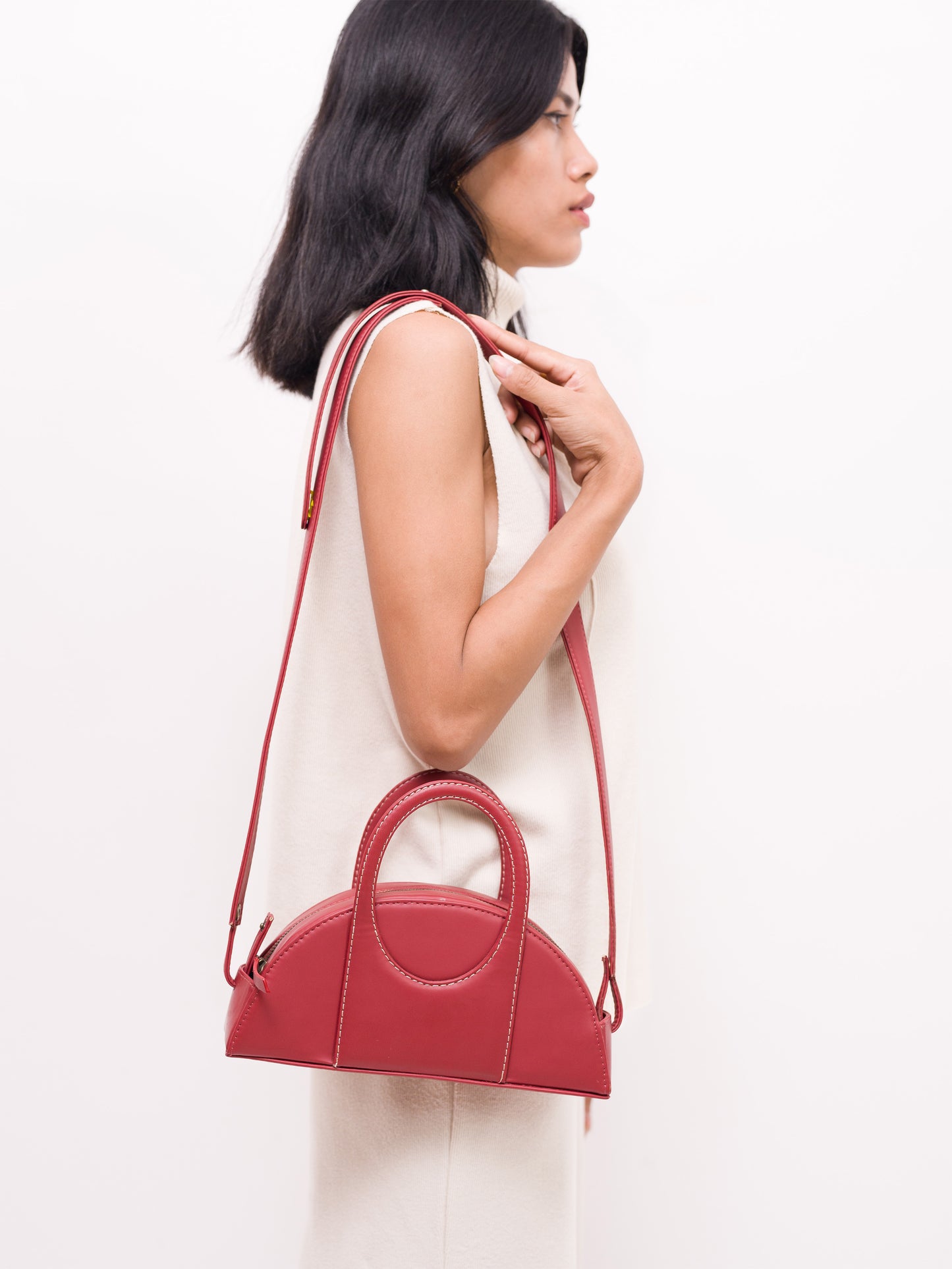 Berry OOO Sling Bag
