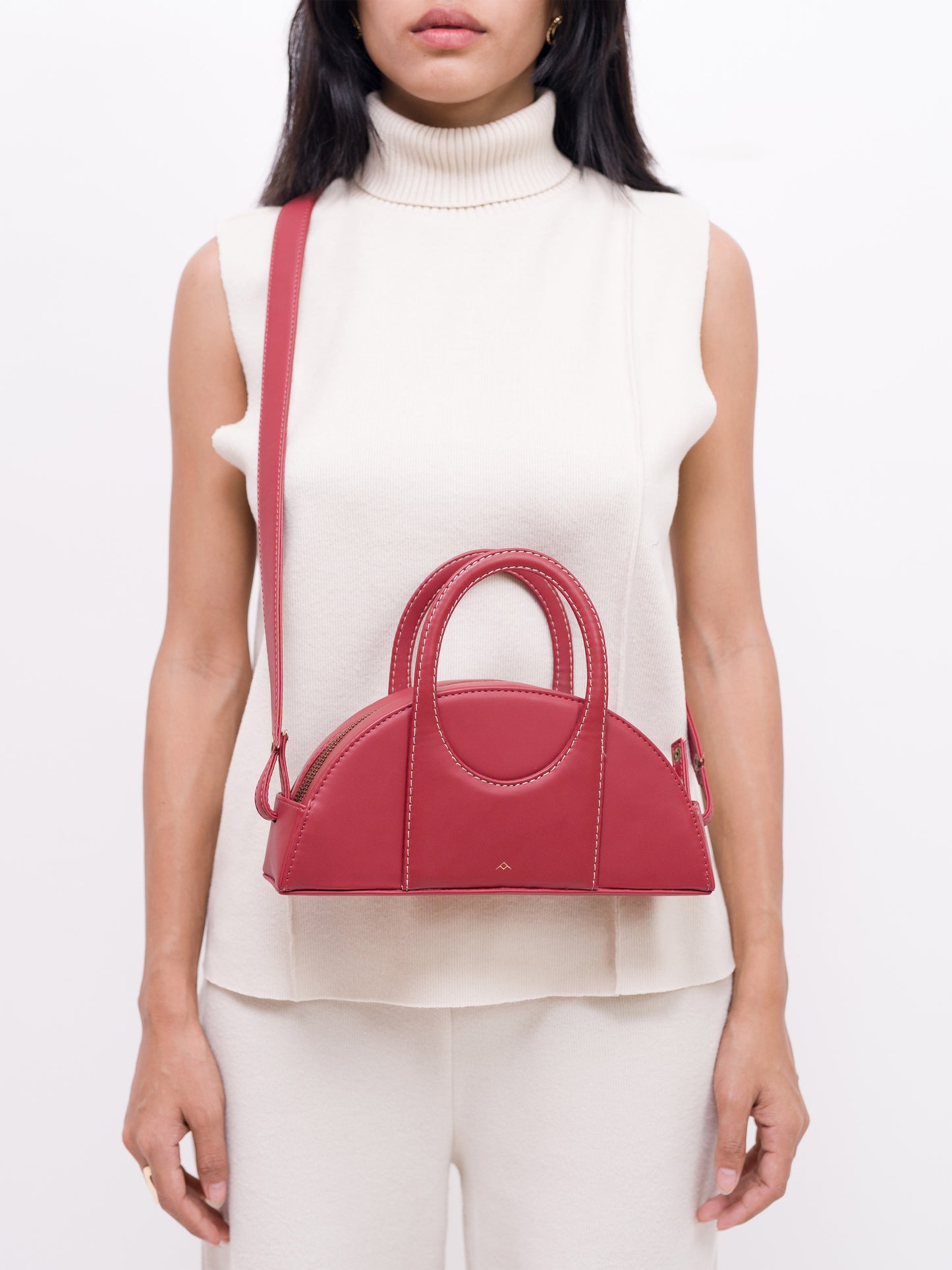 Berry OOO Sling Bag