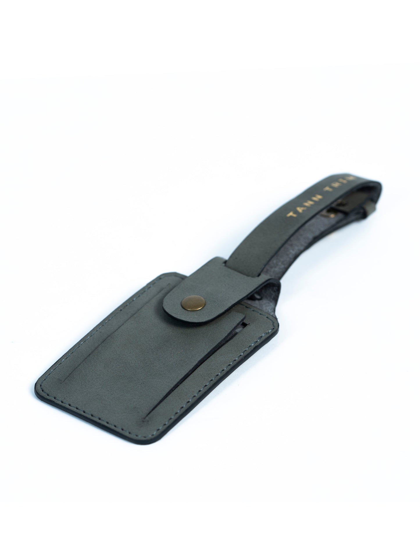 The travel giveaway: Grey